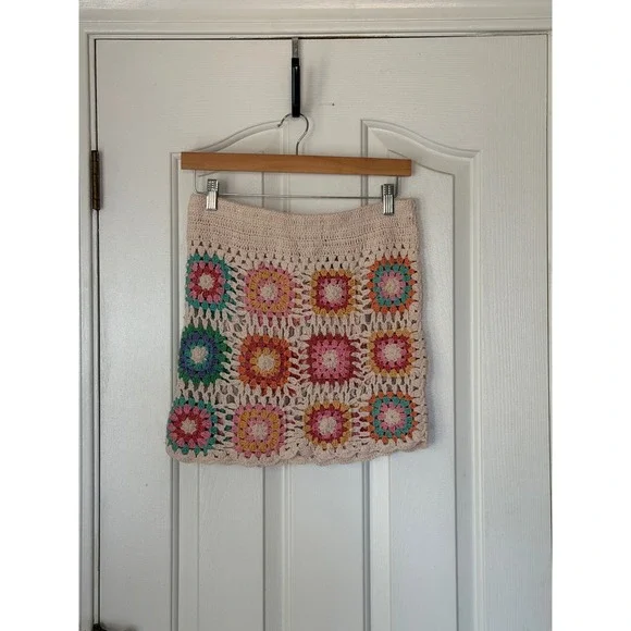 Beach Riot | Hudson Patchwork Crochet Mini Skirt Desert Sunrise Medium Boho - Picture 4 of 10